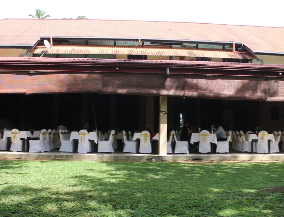 Ratnapura Rest House Hotel Kültér fotó